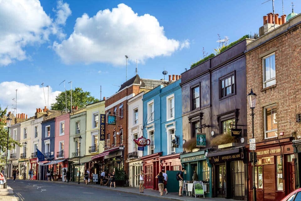 Notting Hill - 10 min walk