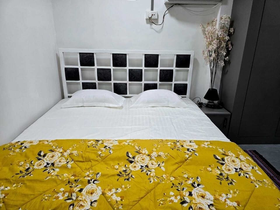 Double Room | Soundproofing, free WiFi, bed sheets