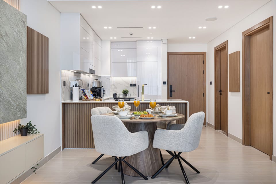 Deluxe Apartment, Balcony, City View | Private kitchen | Coffee/tea maker, electric kettle