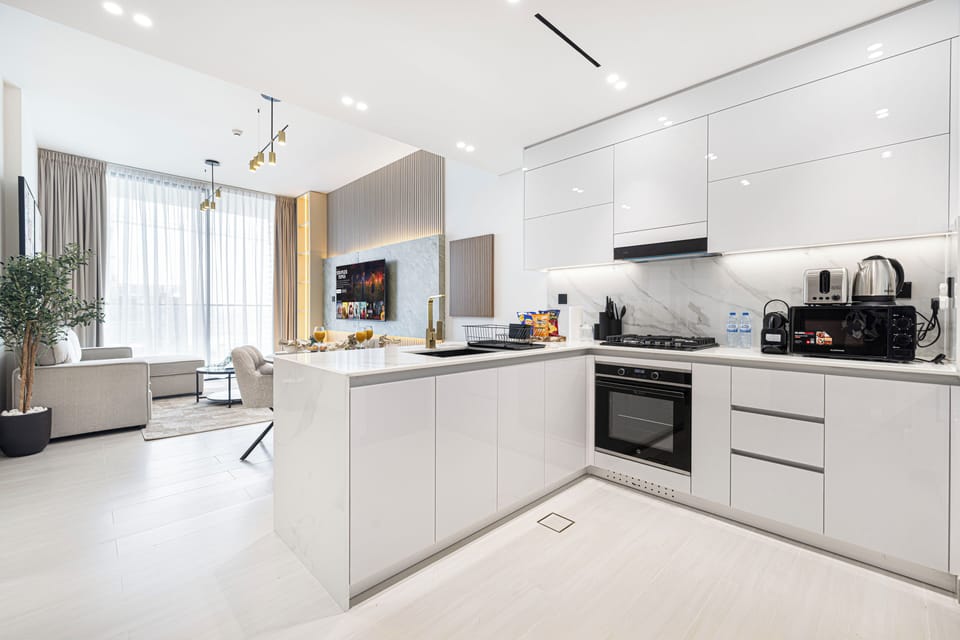 Deluxe Apartment, Balcony, City View | Private kitchen | Coffee/tea maker, electric kettle