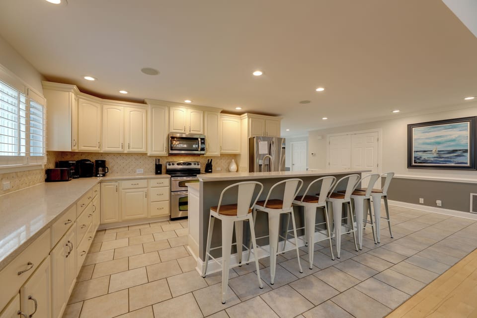 House (Multiple Bedrooms) | Interior