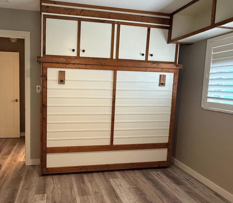 Office/Den - Murphy Bed Conversion