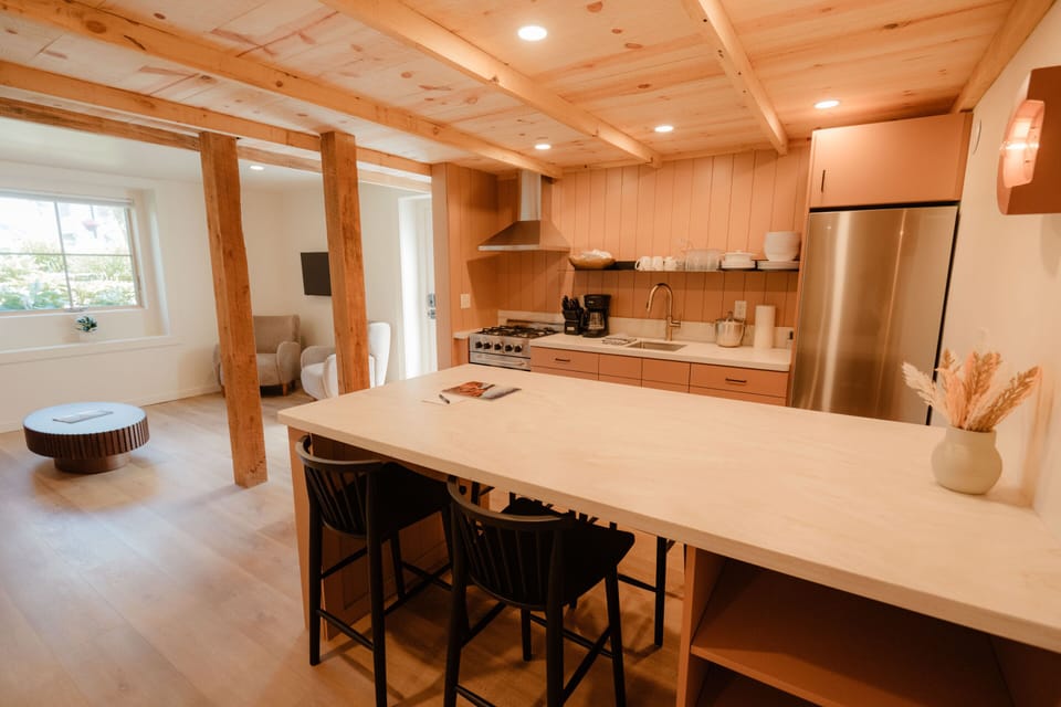 Panoramic Suite, Ensuite, City View (The Mill House #4) | Shared kitchen