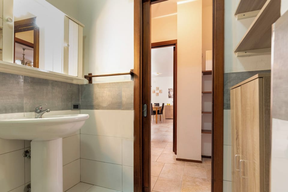 Apartment | Bathroom | Bidet