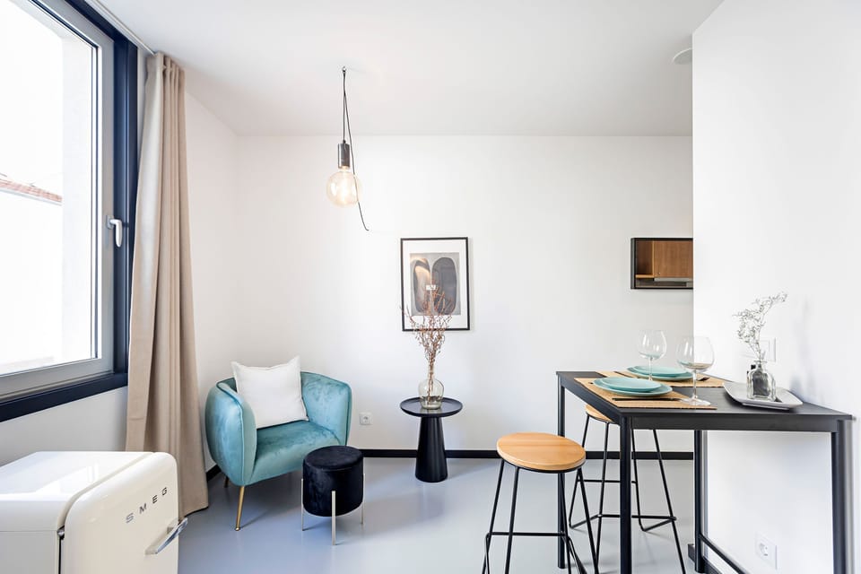 Studio | Living area