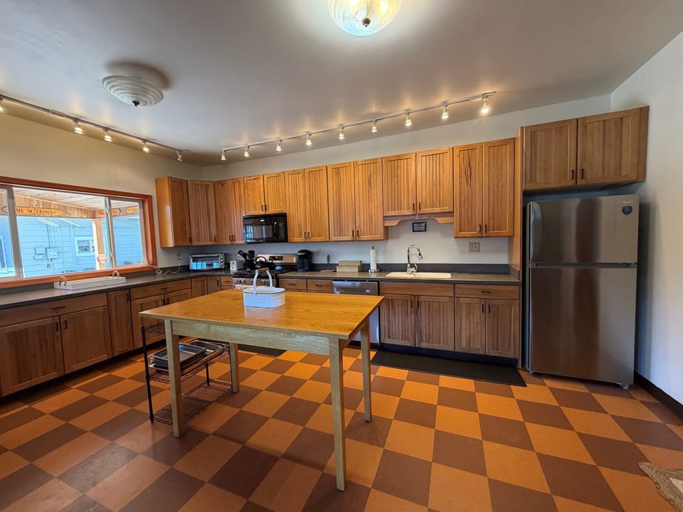 Large Kitchen with island