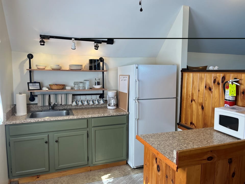 Efficiency kitchen