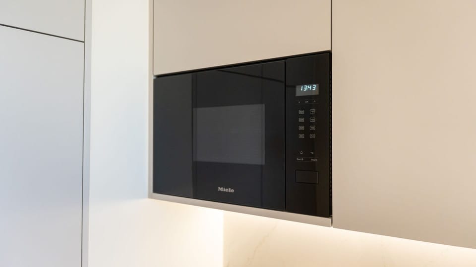 Microwave