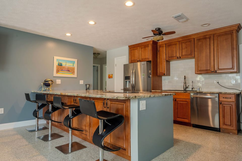House, 3 Bedrooms, Garden View | Private kitchen