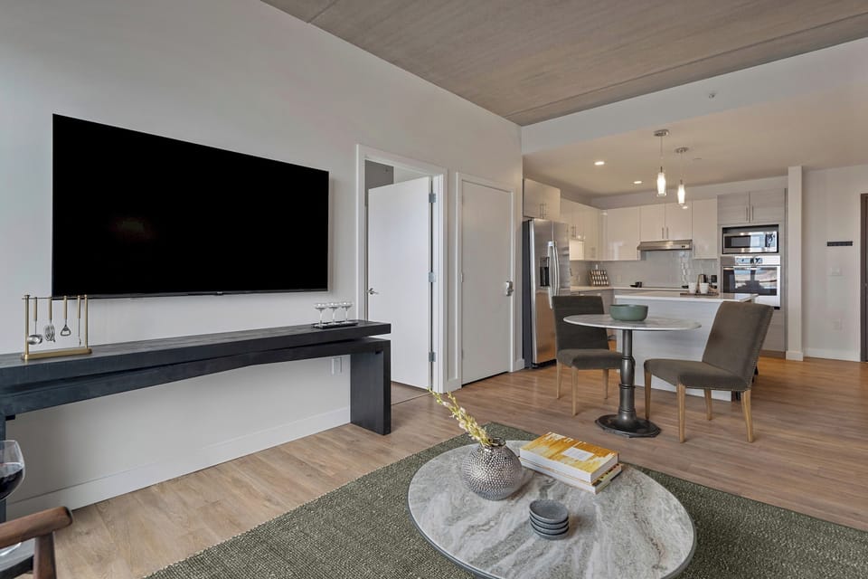A spacious living room wrapped in modern elegance and soft, inviting tones.
Perfect for relaxing, gathering, and unwinding in style.