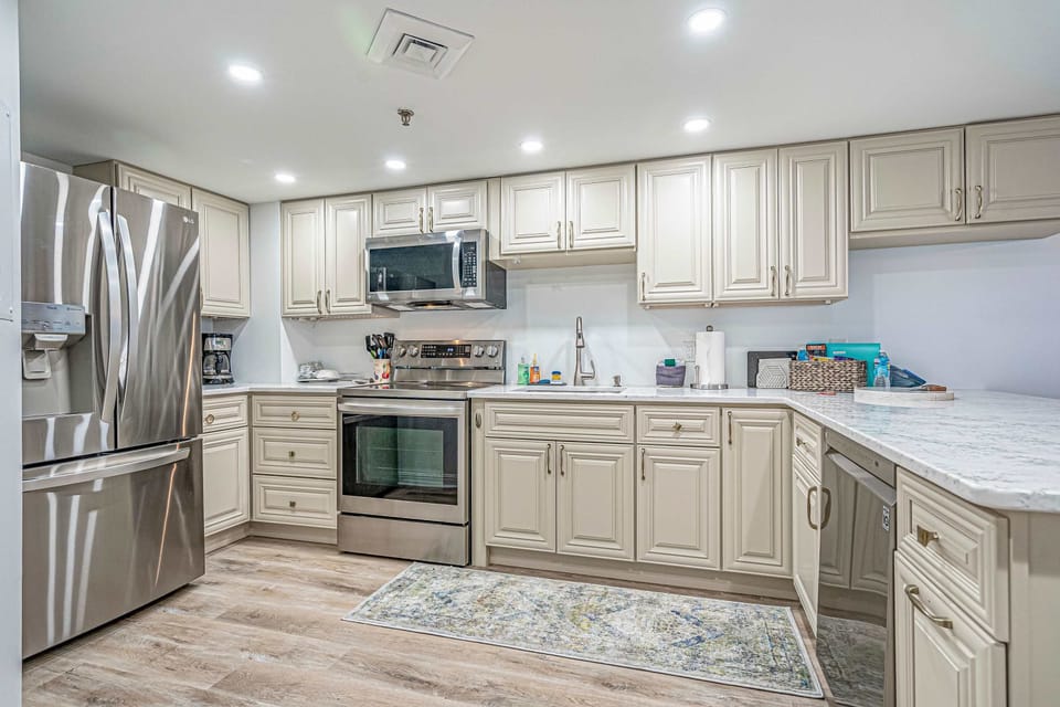 Open kitchen layout