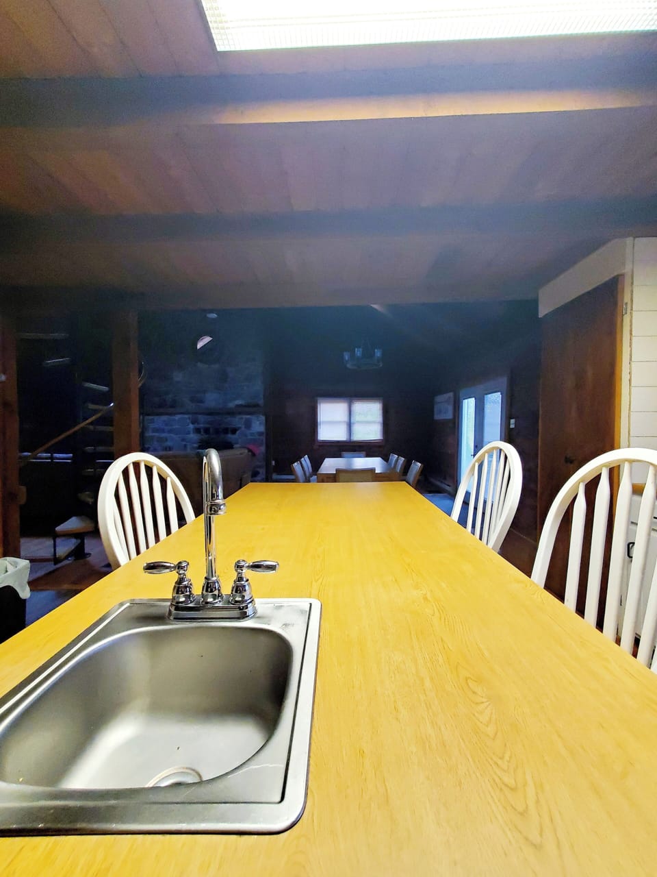 Dining room table