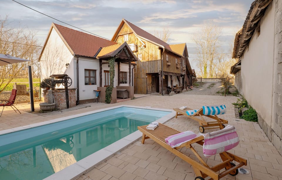 pool