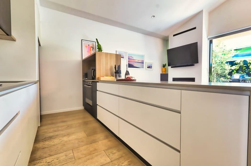 Open Plan Kitchen and Living