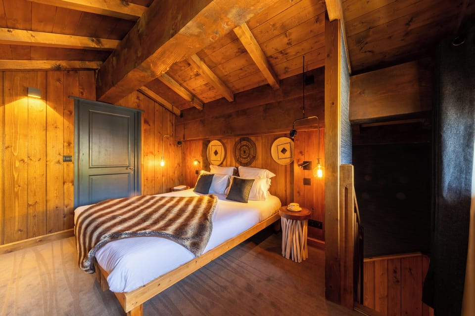 Junior Suite | Premium bedding, in-room safe, desk, soundproofing