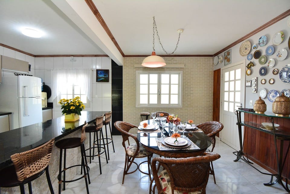 Villa | Dining