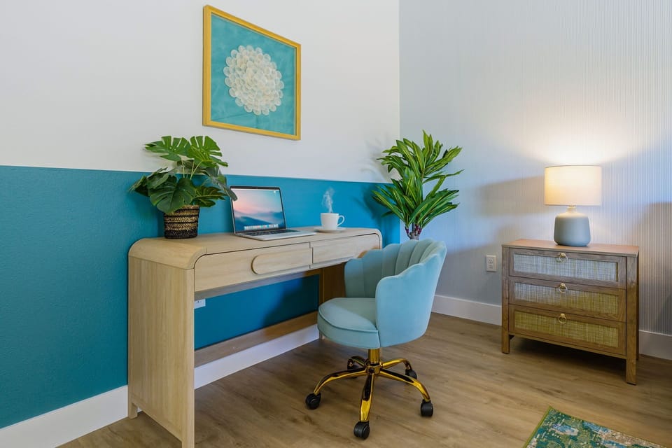 A little hustle, a lot of relaxation. This workspace is perfect for the modern traveler who needs a quiet space to focus before diving back into vacation mode.