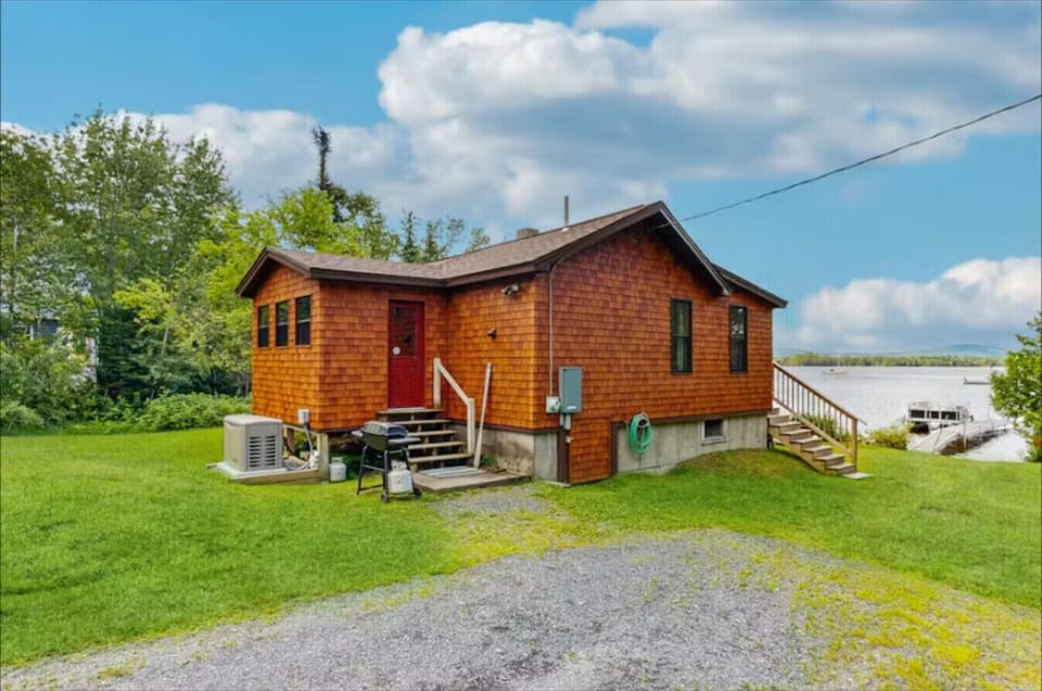 Your cozy cabin getaway, just steps from Moosehead Lake.