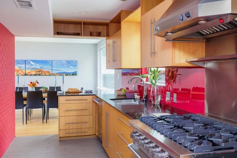 Sleek Kitchen with everything you need