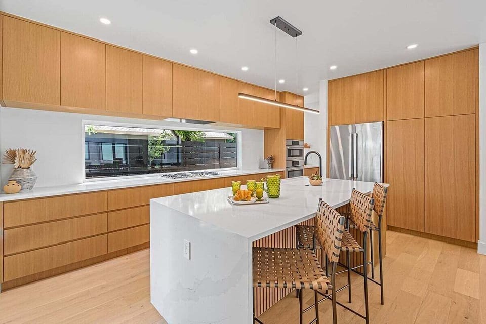 Chic, modern kitchen