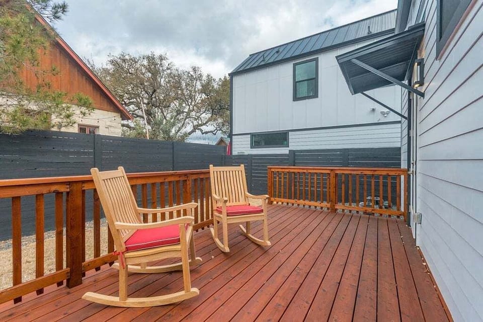 Large Deck