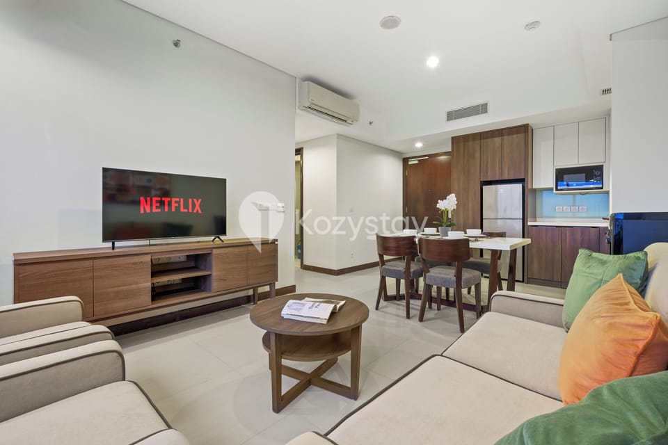 Apartment, 2 Bedrooms, City View | Living area | Smart TV, Netflix, streaming services