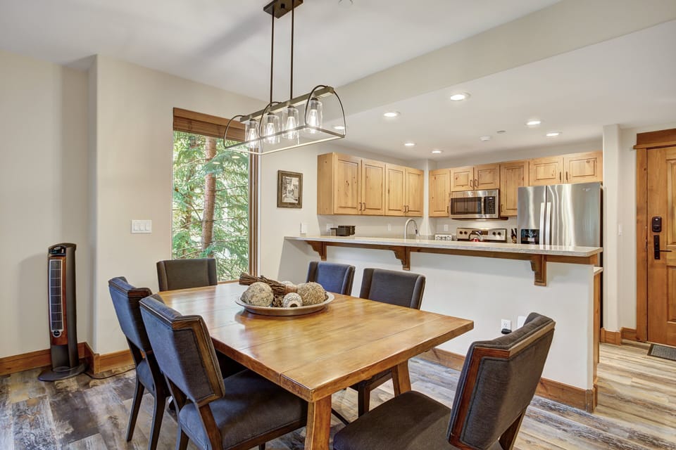 Dining Room, Dining Table, Furniture, Indoors, Table