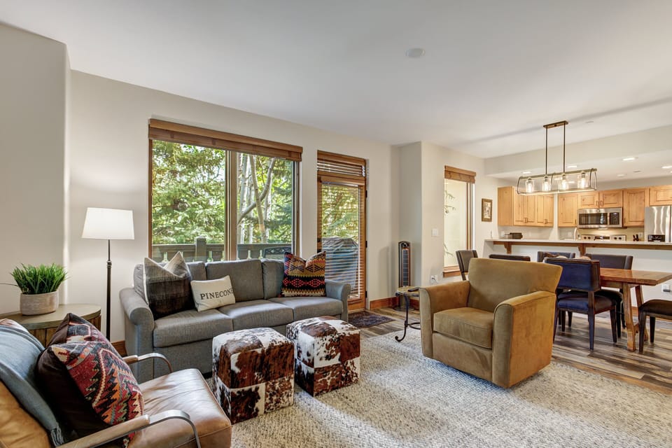 Architecture, Building, Furniture, Indoors, Living Room