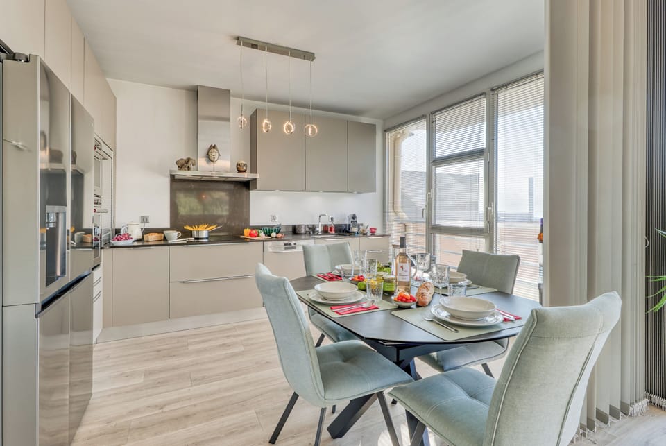 Kitchen and dining area