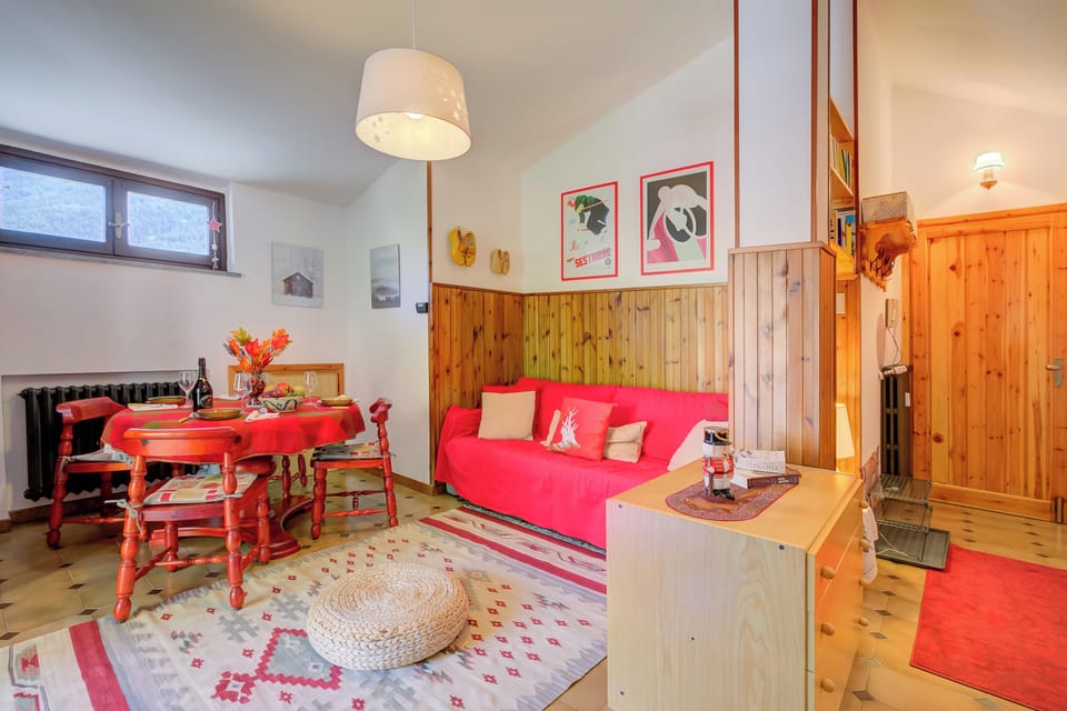Living and dining room