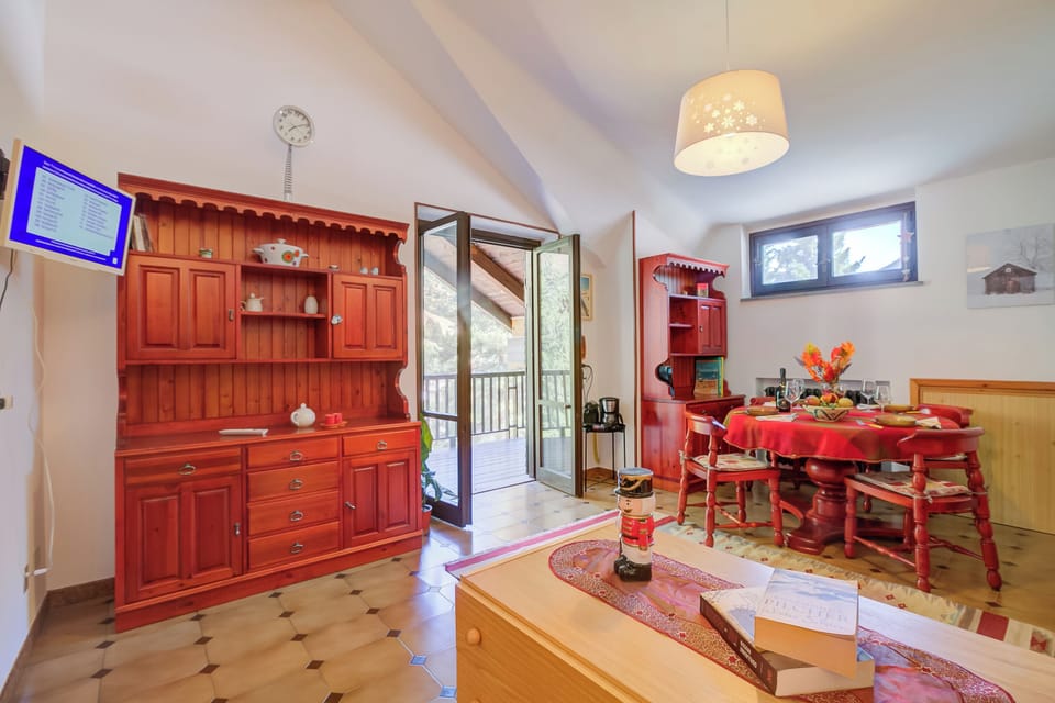Living and dining room
