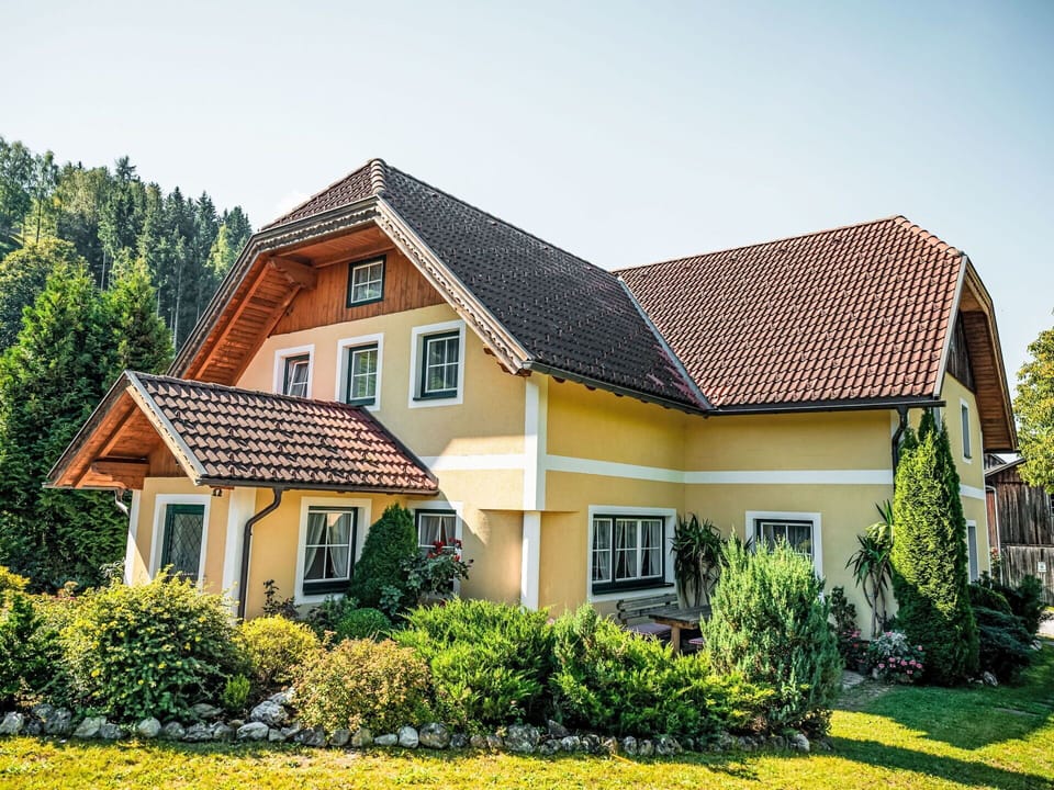 Building, House, Roof, Home, Shrub, Residential Area, Cottage, Land Lot, Estate