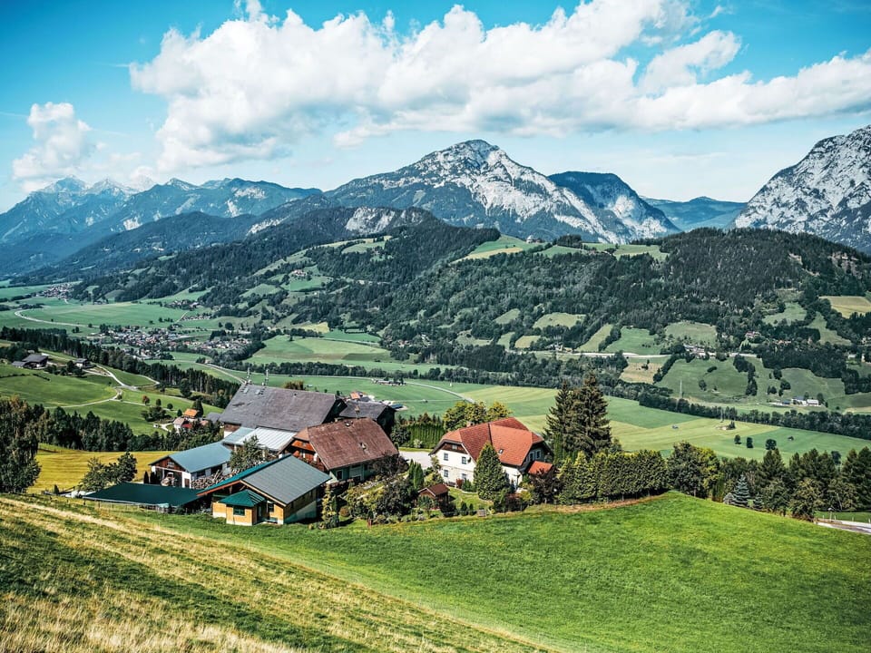 Cloud, Sky, Mountain, Ecoregion, Natural Landscape, Natural Environment, Land Lot, Grass, Biome, Grassland