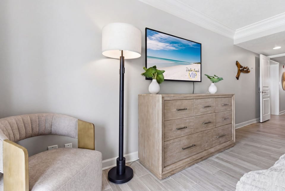 Primary suite