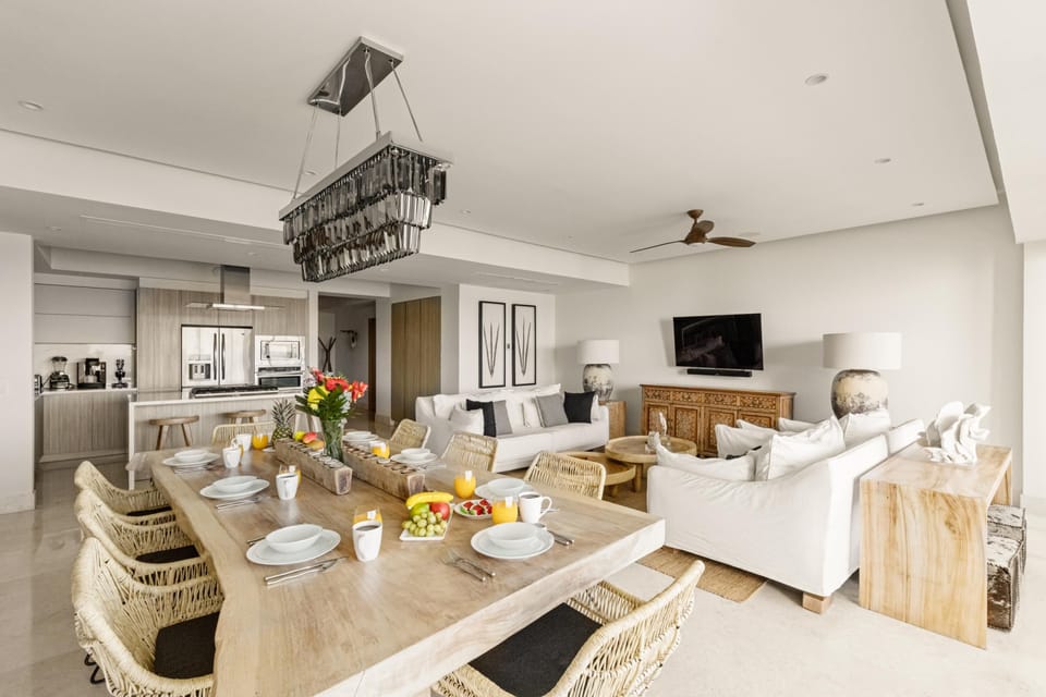 Condo - Image 7