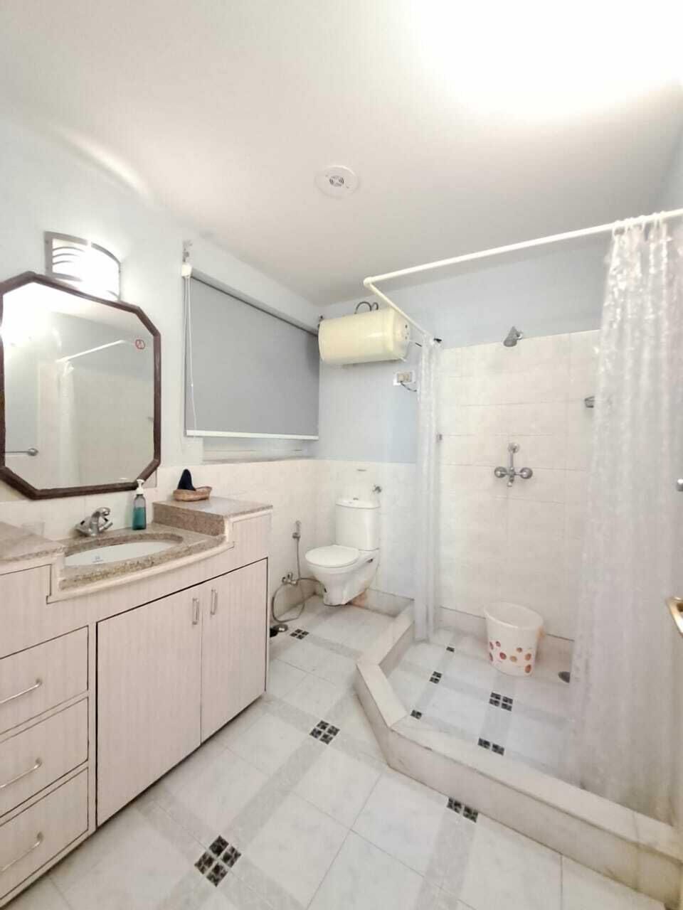 Superior Double Room, Balcony, Garden View | Bathroom | Shower, towels, soap, shampoo