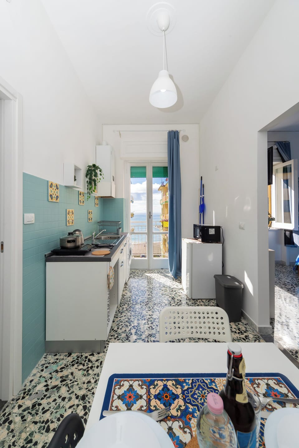 Comfort Apartment, Balcony, Sea View | Private kitchen | Electric kettle
