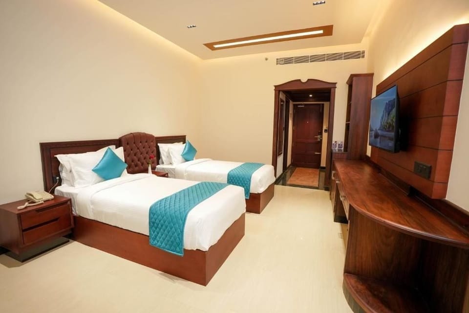 In-room safe, soundproofing, iron/ironing board, free WiFi