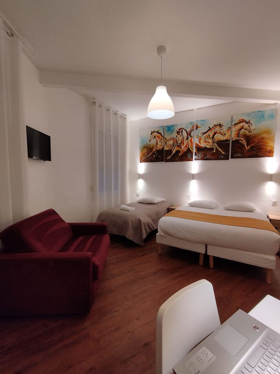 Superior Triple Room | Free WiFi