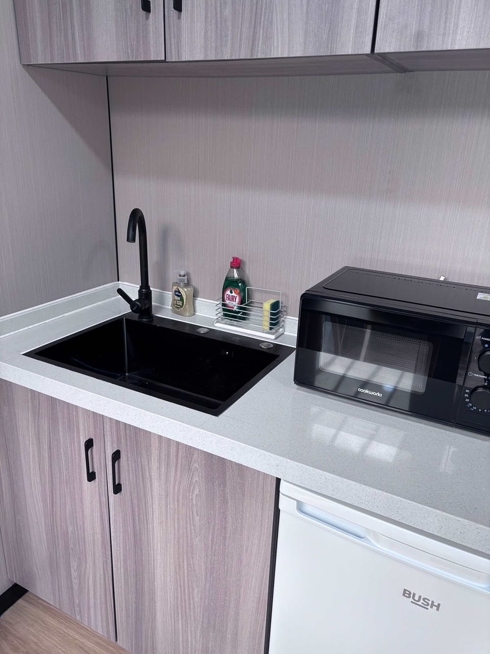 Studio | 1 bedroom, desk, Internet