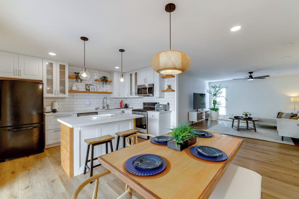 Apartment (2 Bedrooms) | Front of property