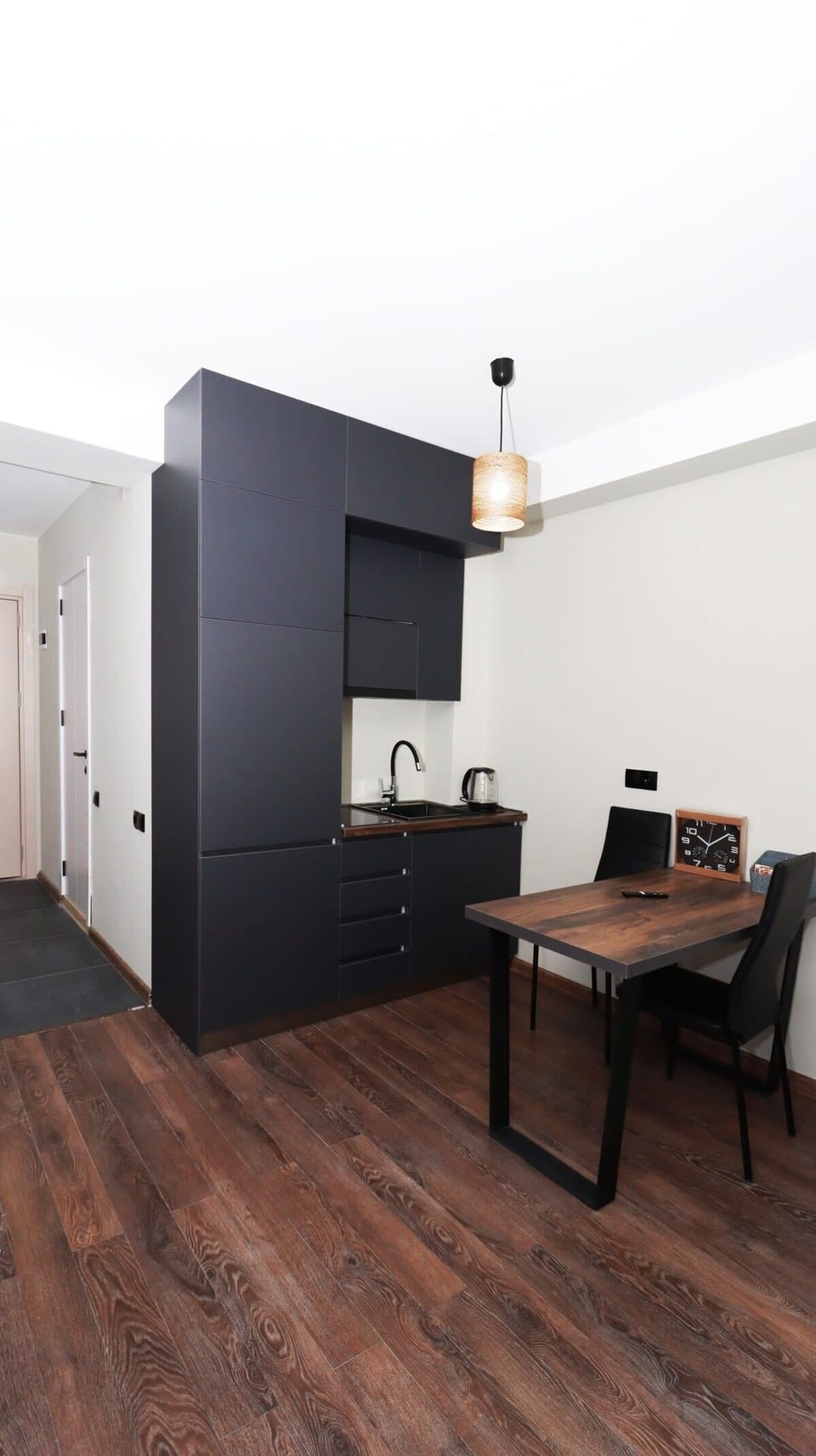 This apartment is really clean and well-kept, with some lovely modern design touches that make it feel welcoming!
