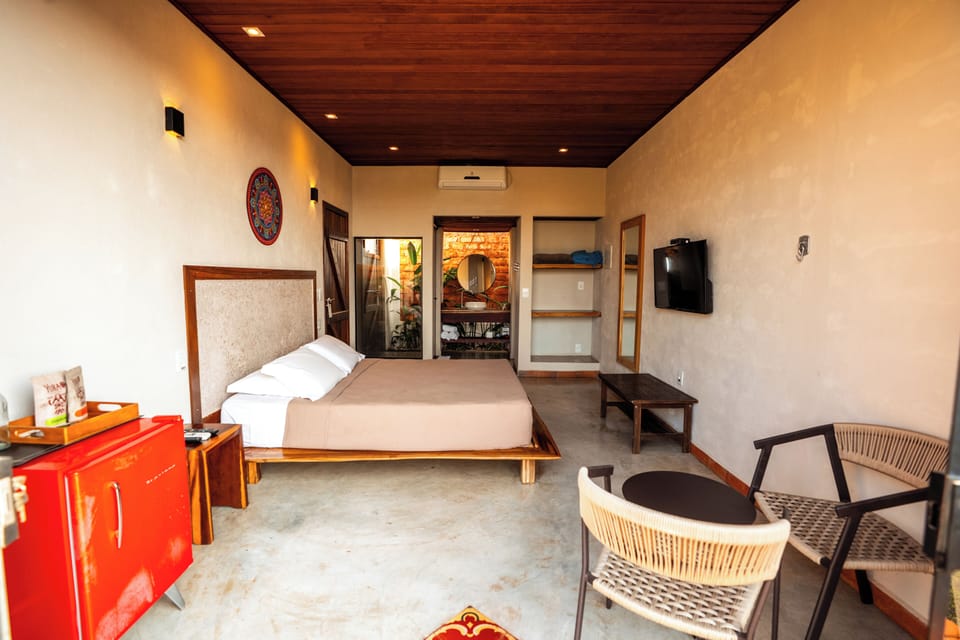 Superior Bungalow, Balcony, Mountain View | WiFi (free), bed sheets