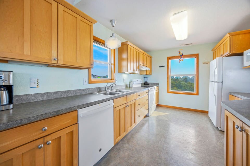 Surf or Sound Realty- 1235 - Belle Vie - Kitchen -2