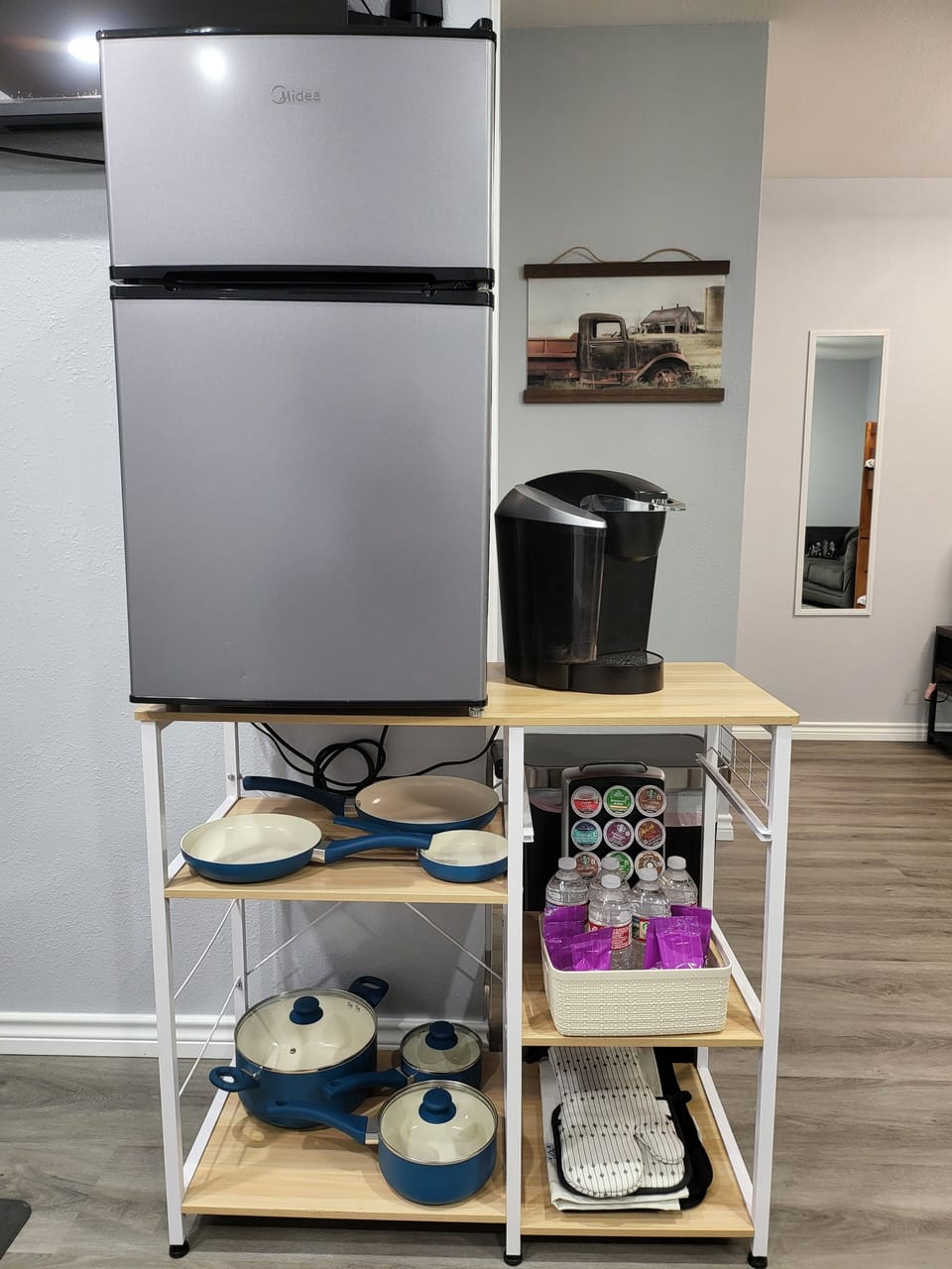 Cookware and Keurig loaded with plenty of coffee options and hot chocolate