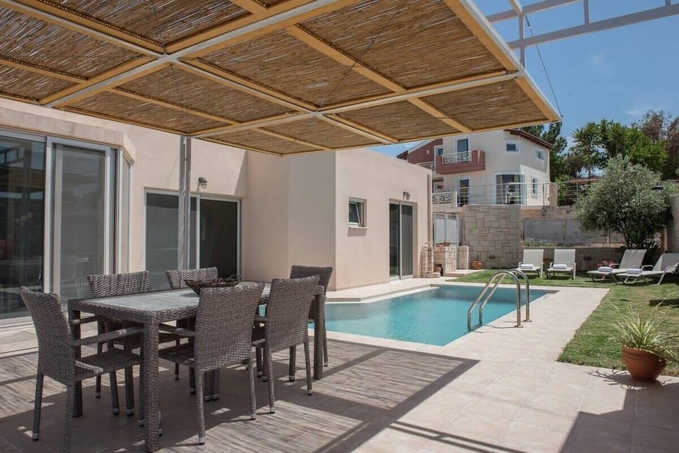 Well-Appointed Outdoor Area with Sunbeds and Seating
