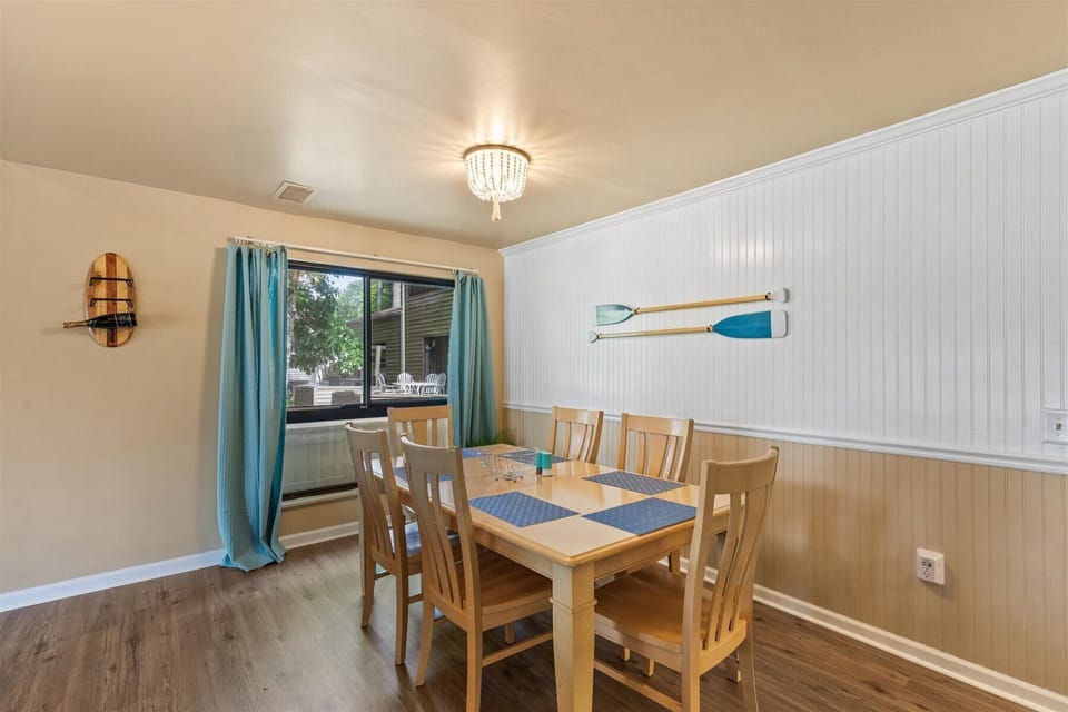 Enjoy a home cooked meal with the Family around the table.