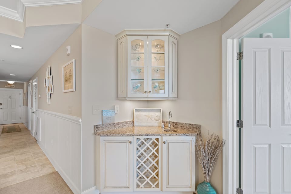 Cocktail hour is made easy with this Wet Bar!
