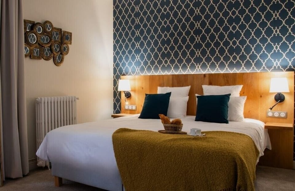 In-room safe, soundproofing, free WiFi