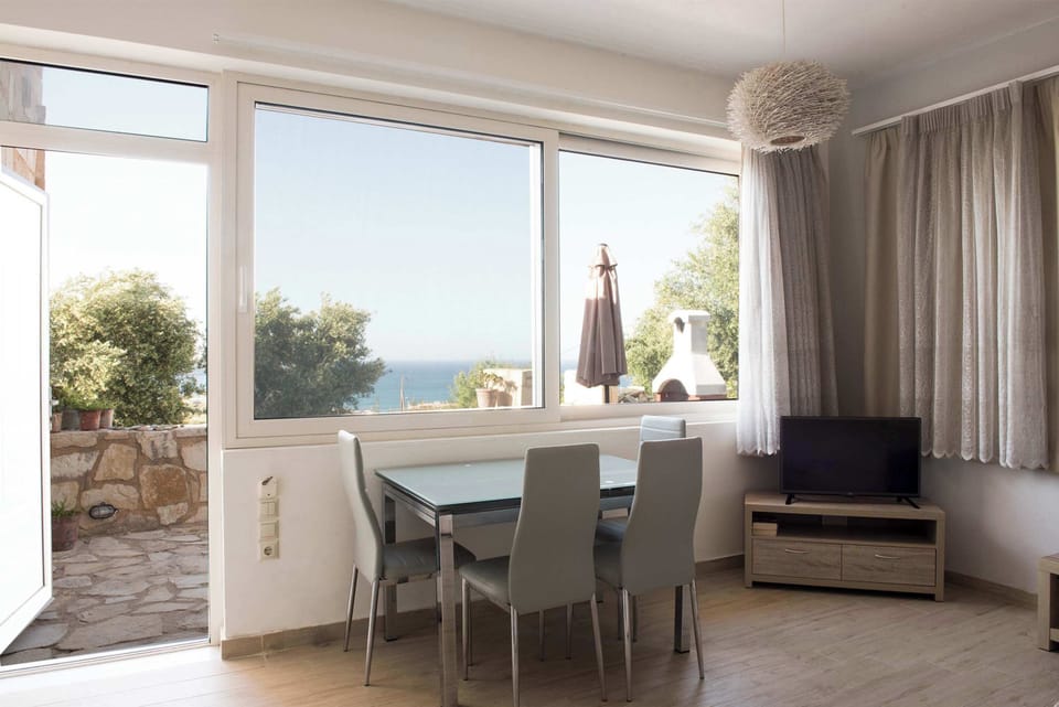 Dine with Stunning Sea Views